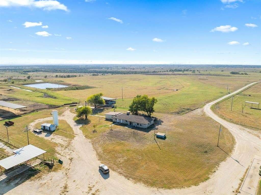 222 Acres of Land for Lease in Hico, Texas