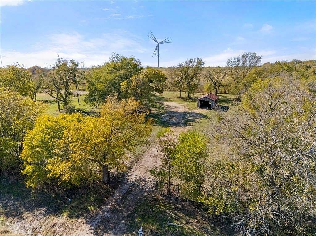 35 Acres of Land for Sale in Mount Calm, Texas