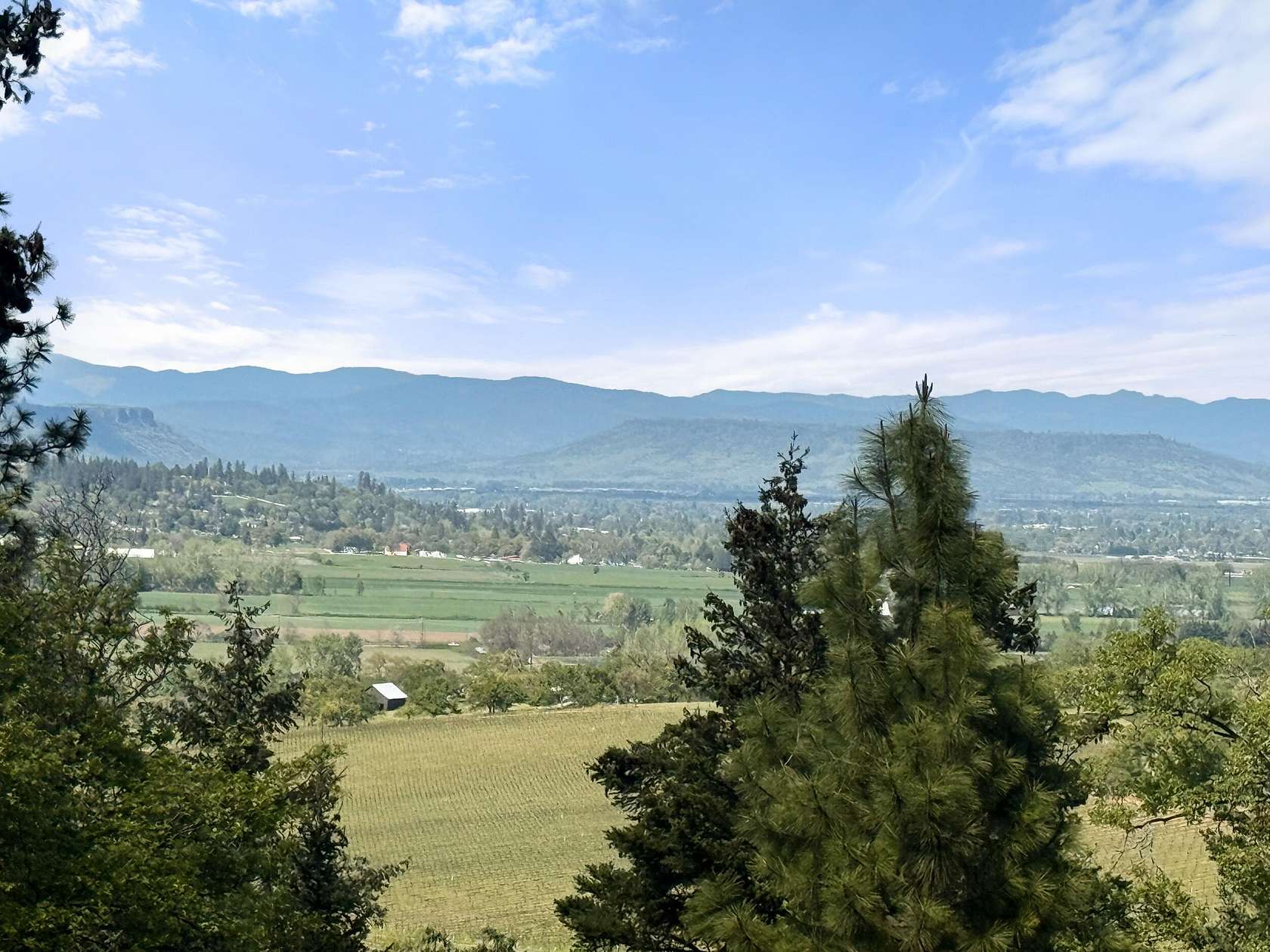3.19 Acres of Residential Land for Sale in Medford, Oregon
