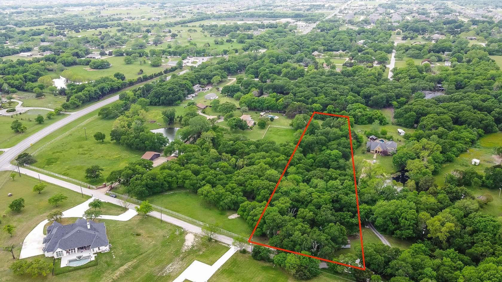 2 Acres of Residential Land for Sale in Lucas, Texas