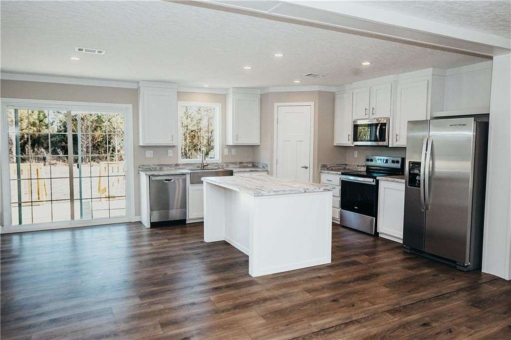 3 Acres of Residential Land with Home for Sale in Hortense, Georgia