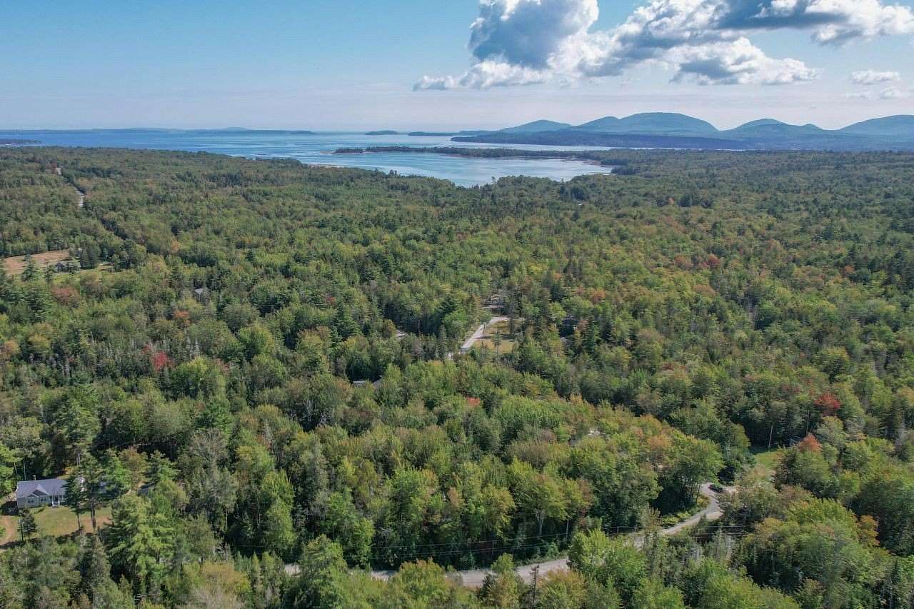 1.24 Acres of Residential Land for Sale in Lamoine Town, Maine