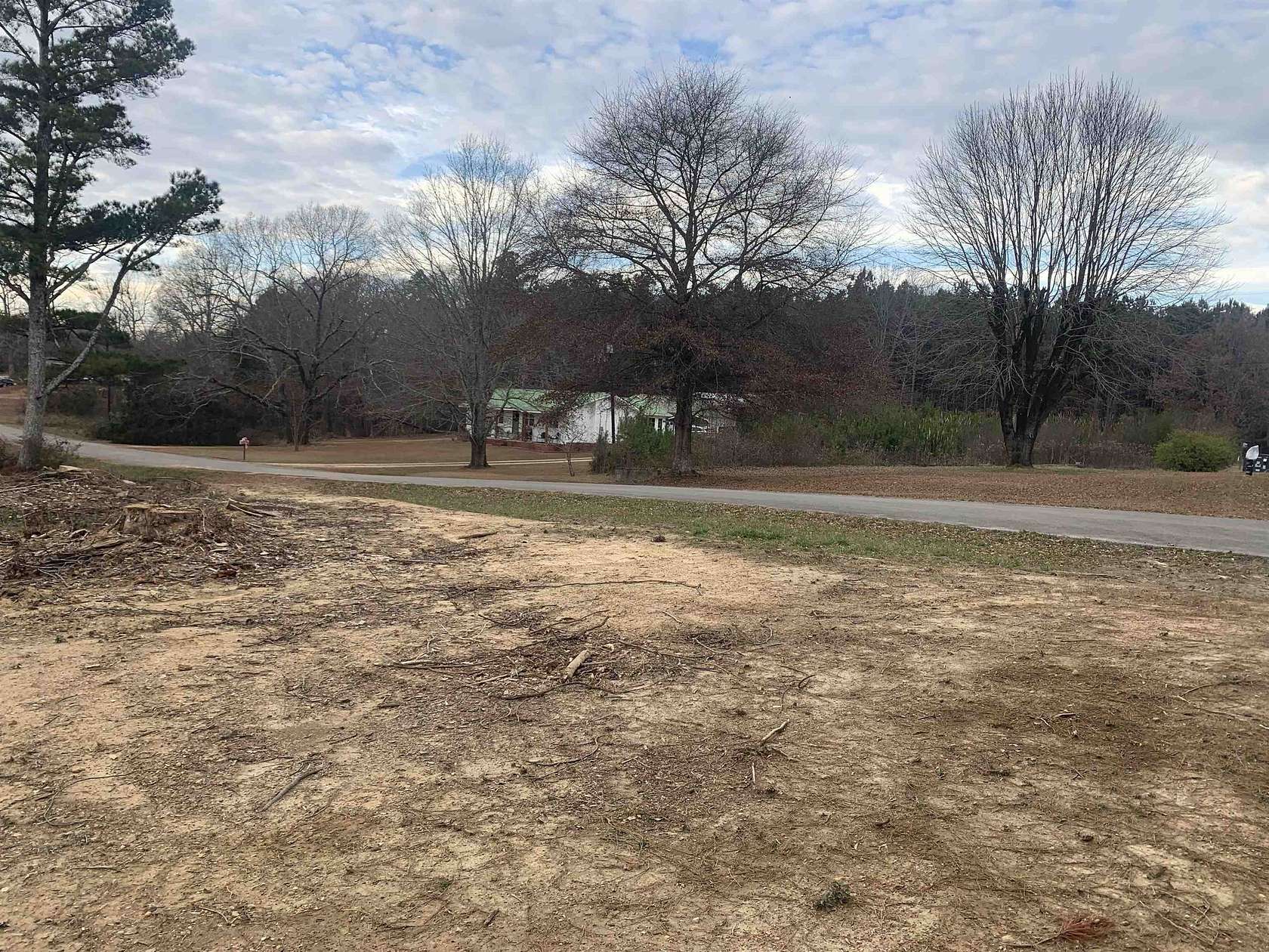 12 Acres of Land for Sale in Phil Campbell, Alabama