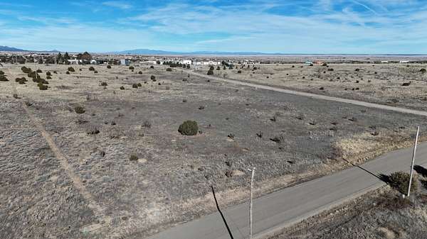 5 Acres of Land for Sale in Edgewood, New Mexico