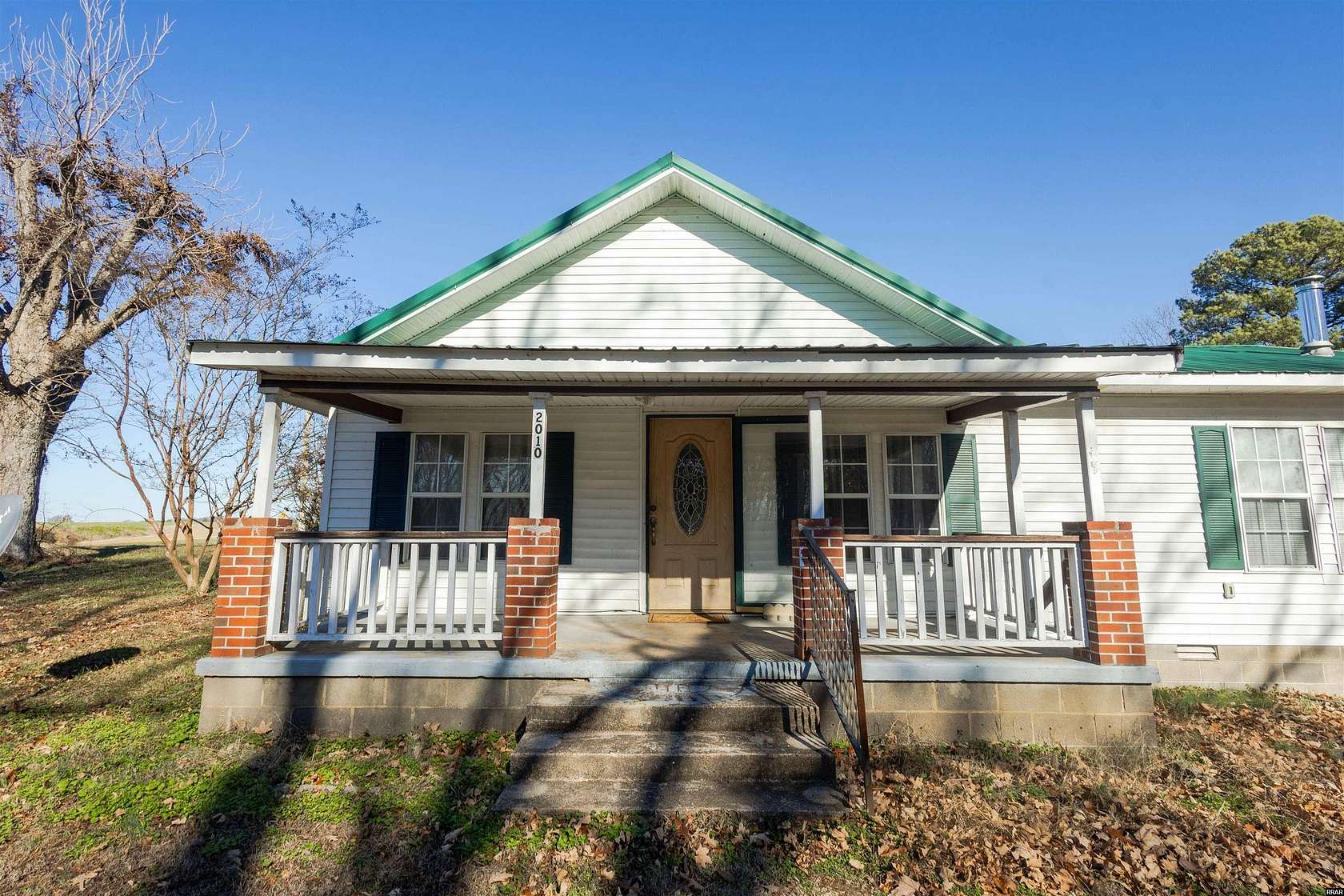 3.2 Acres of Residential Land with Home for Sale in Sharon, Tennessee