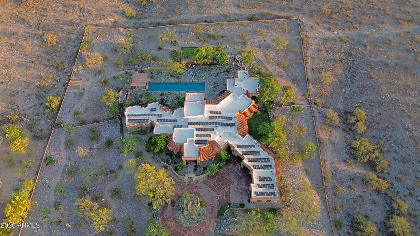 2.77 Acres of Residential Land with Home for Sale in Phoenix, Arizona