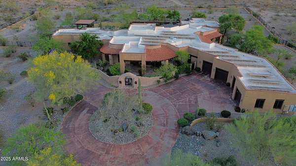 2.77 Acres of Residential Land with Home for Sale in Phoenix, Arizona