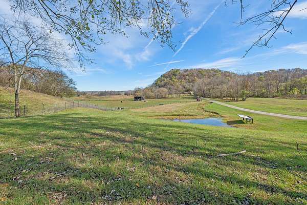 338 Acres of Land for Sale in Lynnville, Tennessee