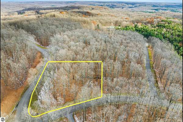 0.86 Acres of Residential Land for Sale in Bellaire, Michigan