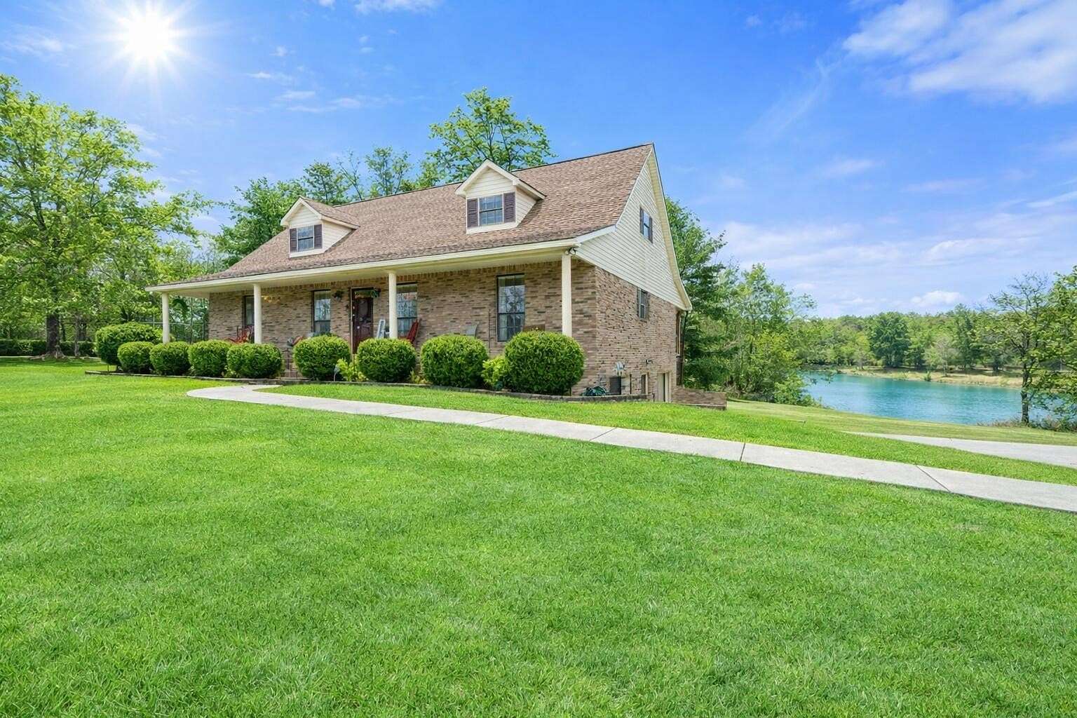 4 Acres of Residential Land with Home for Sale in Bryant, Alabama