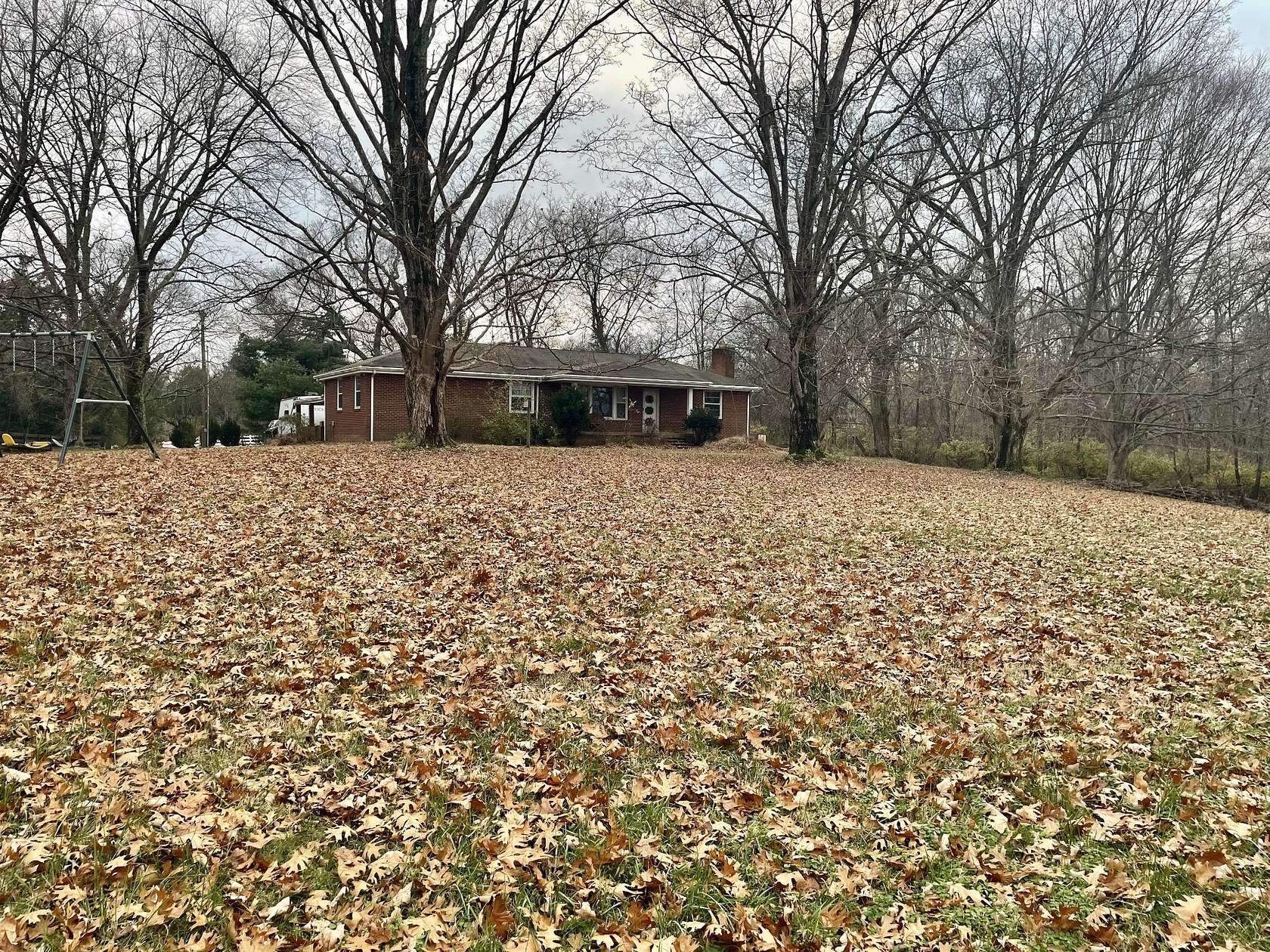 1.78 Acres of Residential Land with Home for Sale in Brentwood, Tennessee