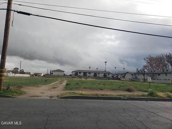 Mixed-Use Land for Sale in Palmdale, California