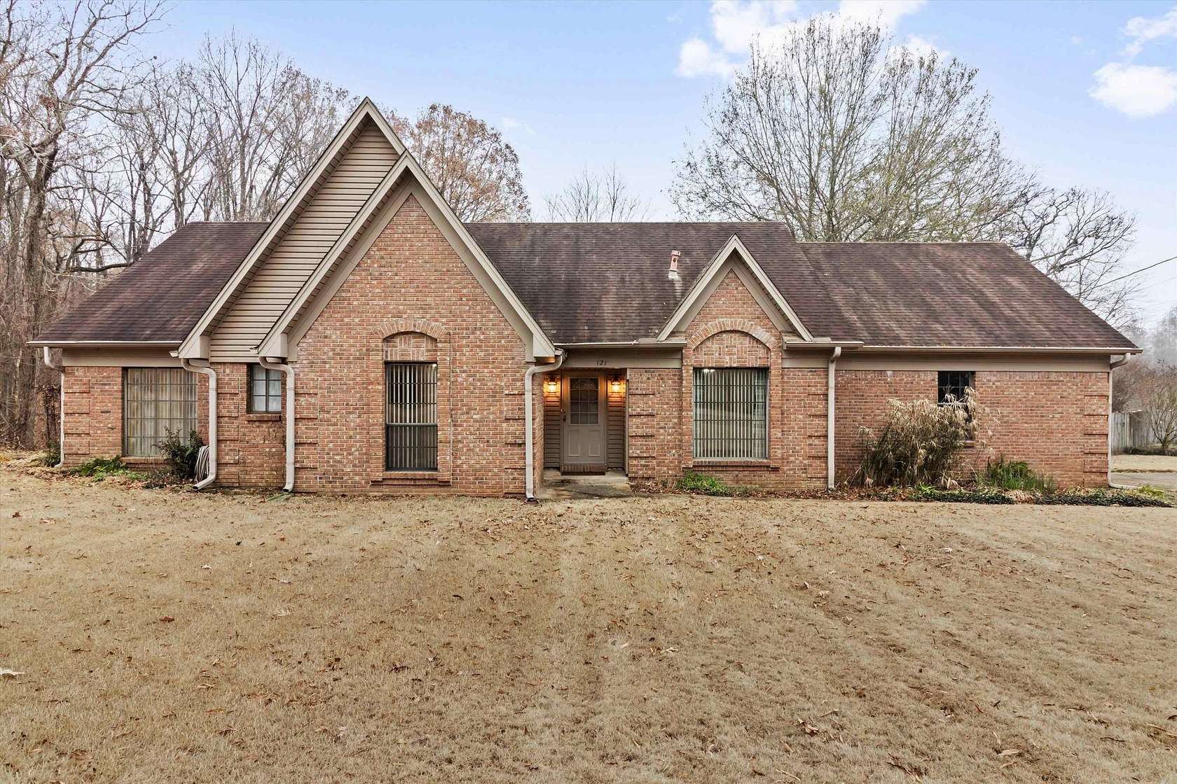 2.67 Acres of Residential Land with Home for Sale in Brighton, Tennessee