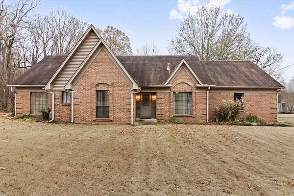 2.67 Acres of Residential Land with Home for Sale in Brighton, Tennessee