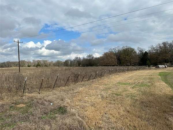 14 Acres of Land for Sale in Groesbeck, Texas