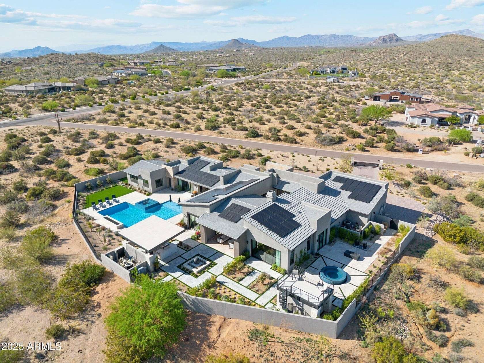 3.4 Acres of Residential Land with Home for Lease in Scottsdale, Arizona