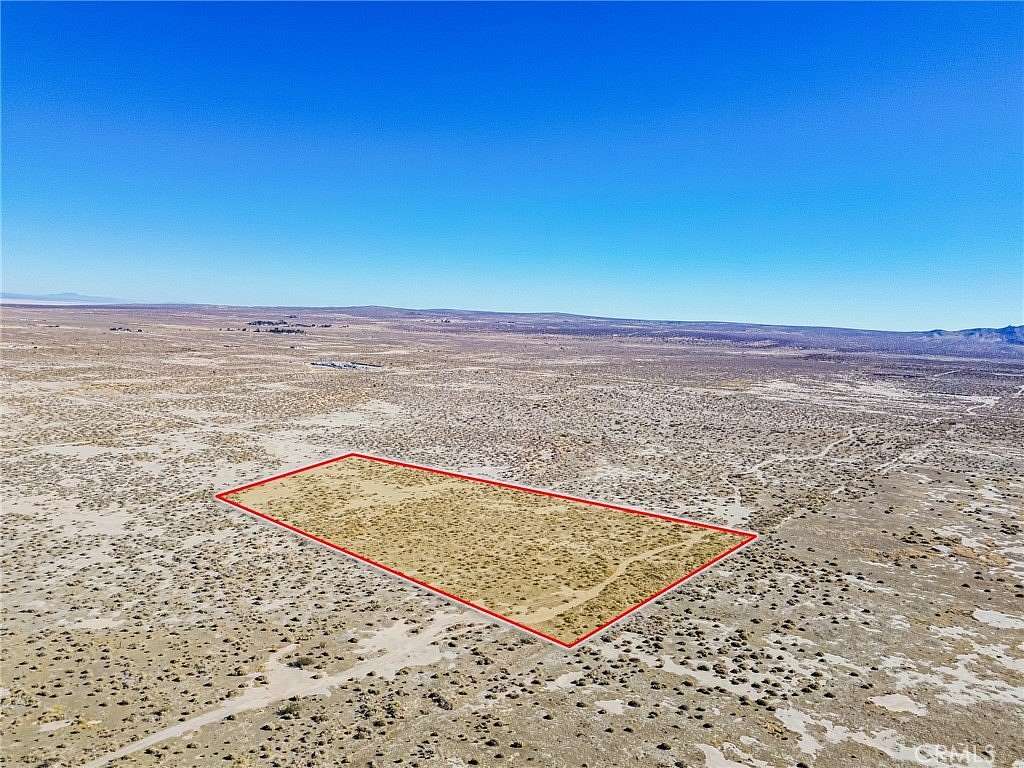 5.13 Acres of Land for Sale in Roosevelt, California