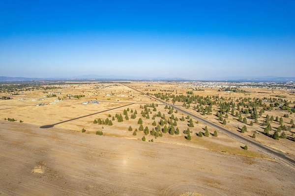 10 Acres of Land for Sale in Medical Lake, Washington