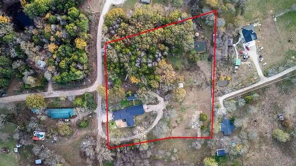 3.25 Acres of Residential Land with Home for Sale in Quinlan, Texas