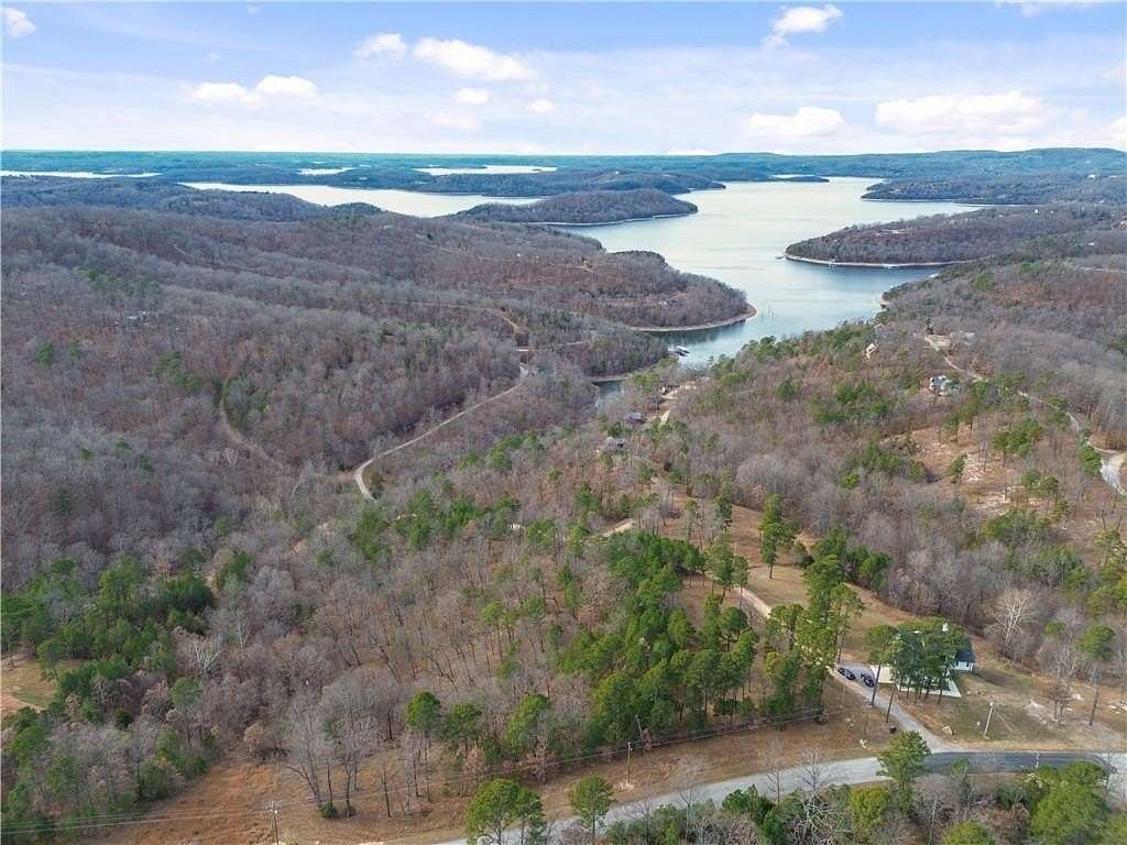 1.55 Acres of Land for Sale in Eureka Springs, Arkansas