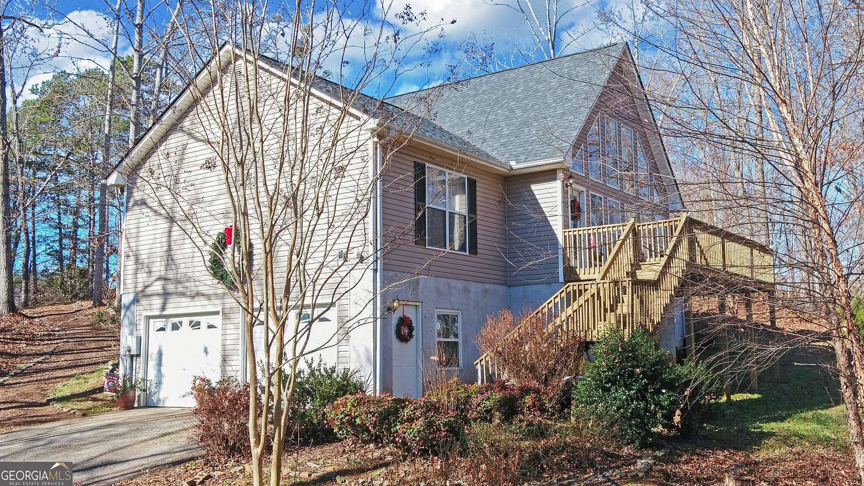 6.69 Acres of Residential Land with Home for Sale in Toccoa, Georgia