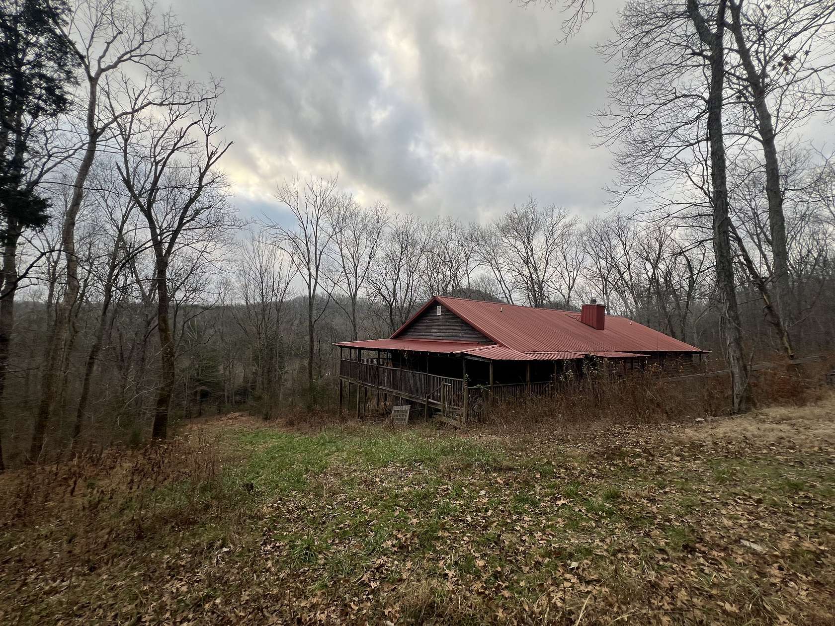 12.8 Acres of Recreational Land with Home for Sale in Watertown, Tennessee