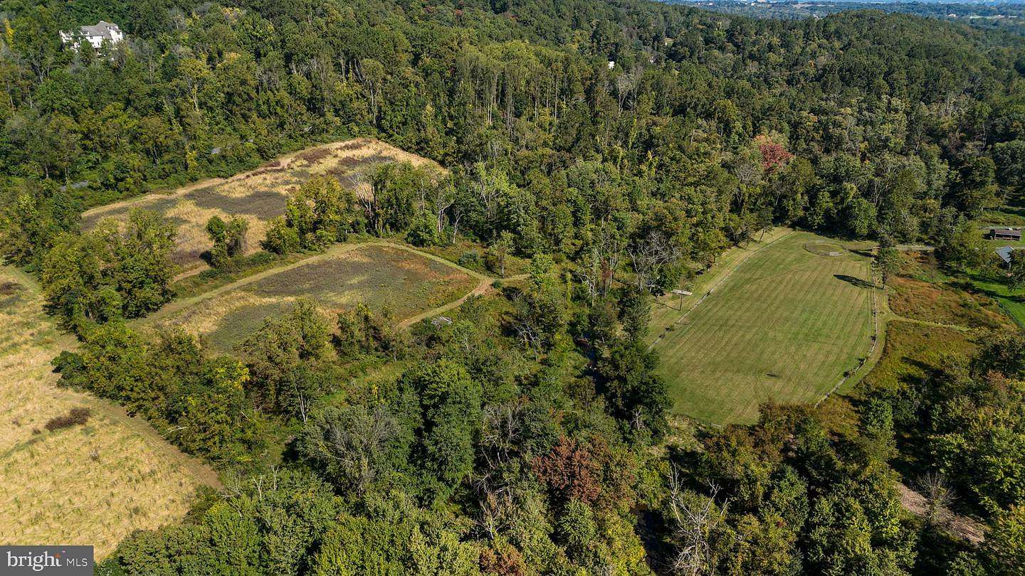 30 Acres of Agricultural Land for Lease in Spring City, Pennsylvania