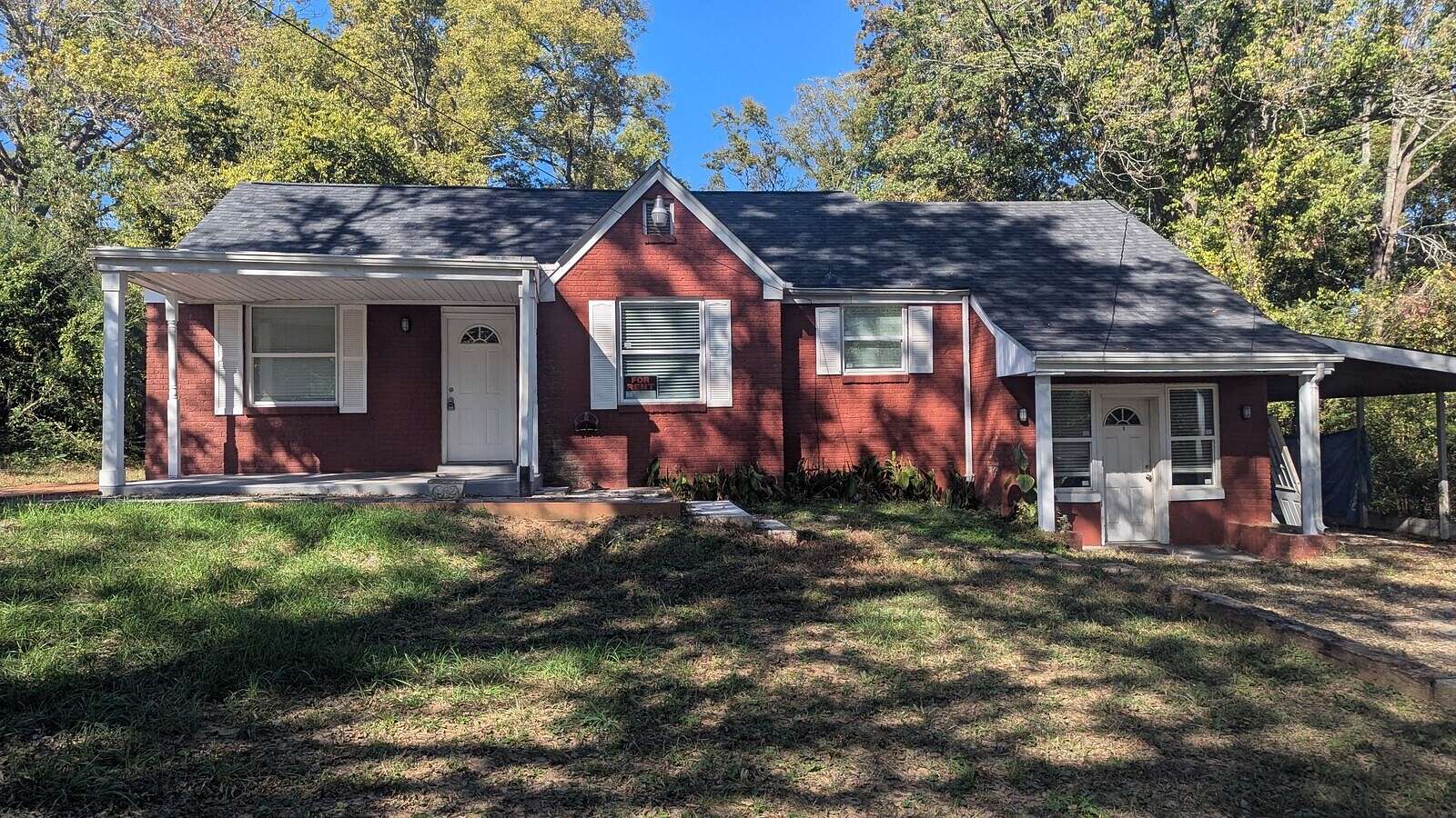 0.57 Acres of Residential Land with Home for Lease in Madison, Tennessee