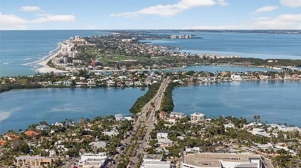 0.3 Acres of Residential Land for Sale in Sarasota, Florida
