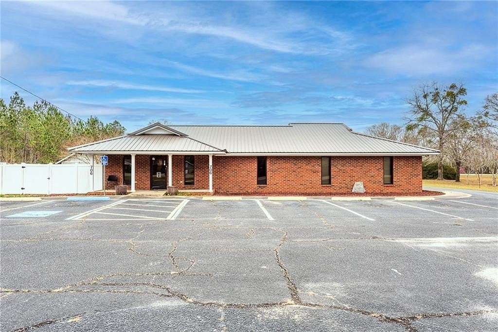 0.81 Acres of Commercial Land for Sale in Glennville, Georgia