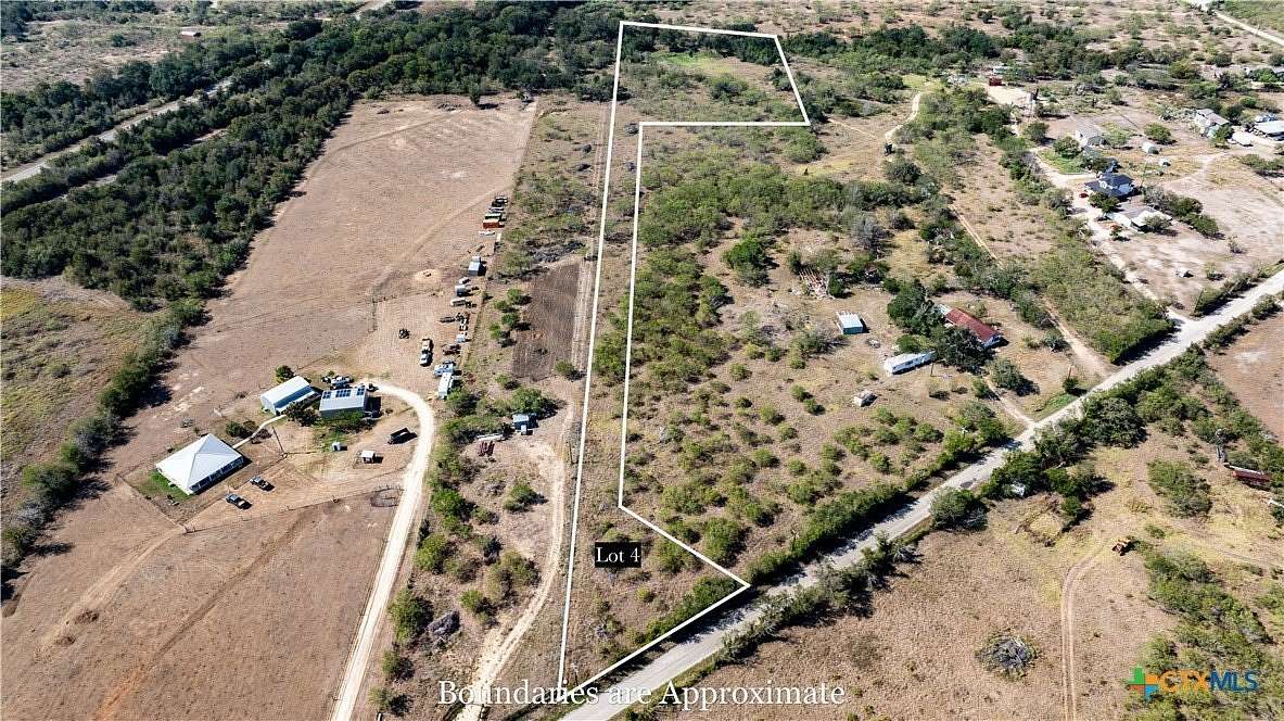 5.53 Acres of Residential Land for Sale in Red Rock, Texas