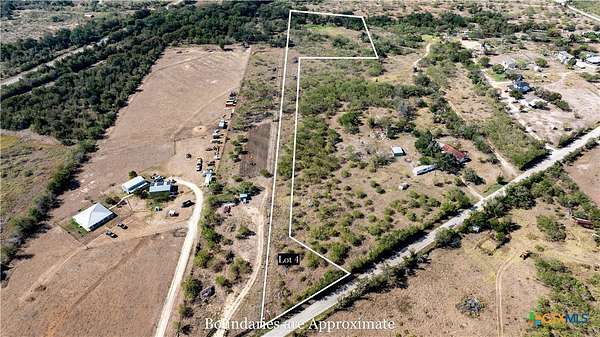 5.53 Acres of Residential Land for Sale in Red Rock, Texas