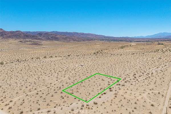 1.25 Acres of Land for Sale in Joshua Tree, California