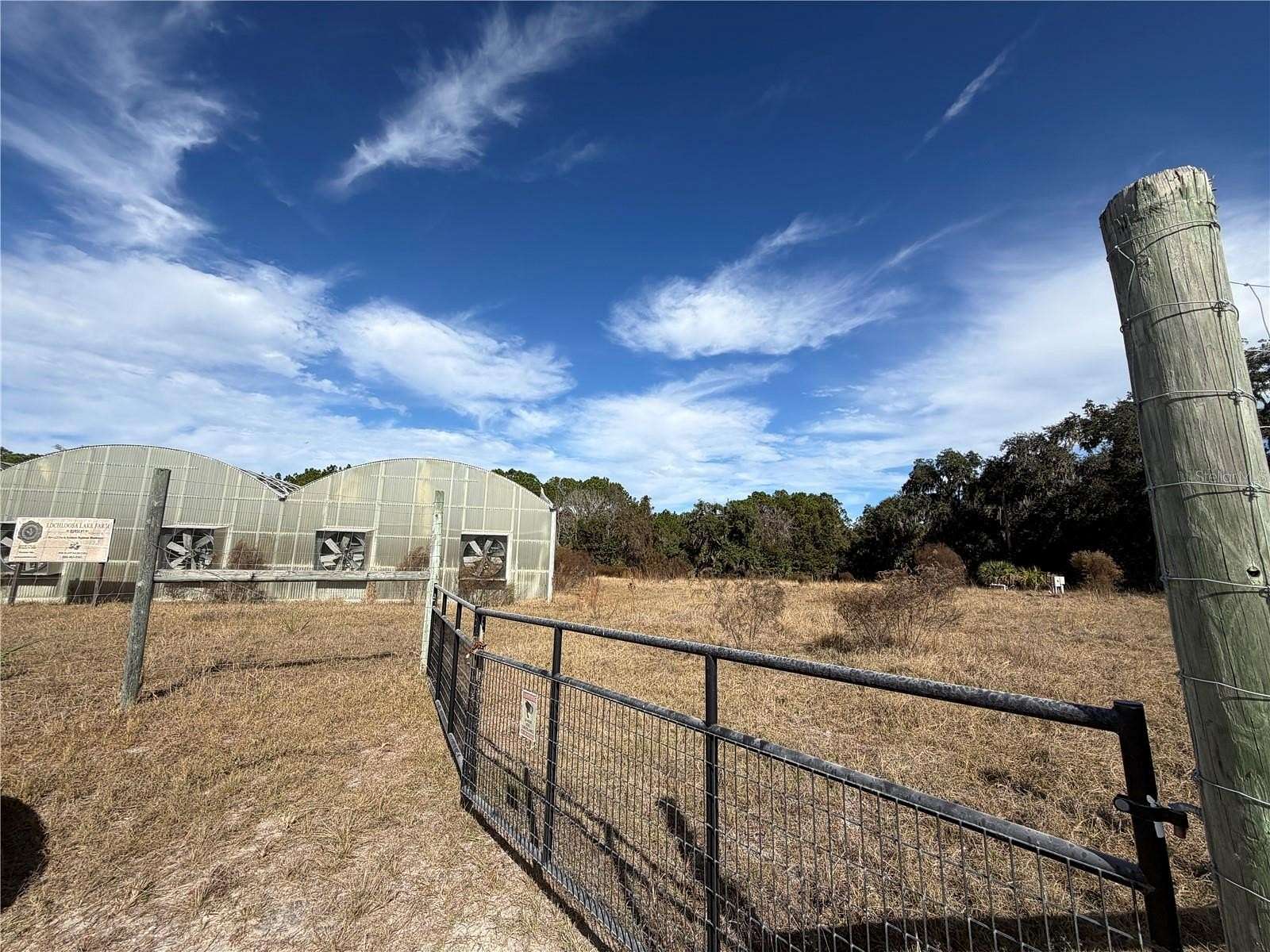 8 Acres of Land for Sale in Hawthorne, Florida