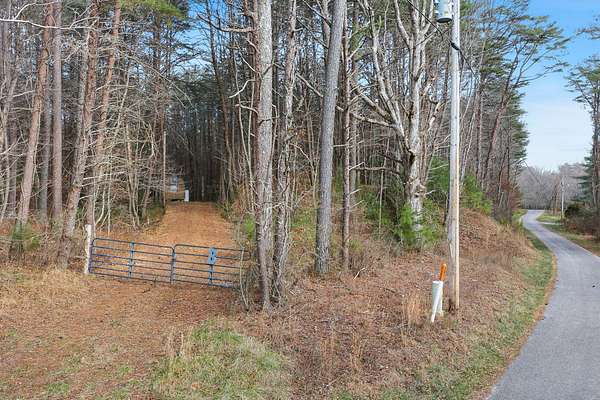 26 Acres of Recreational Land for Sale in Tracy City, Tennessee