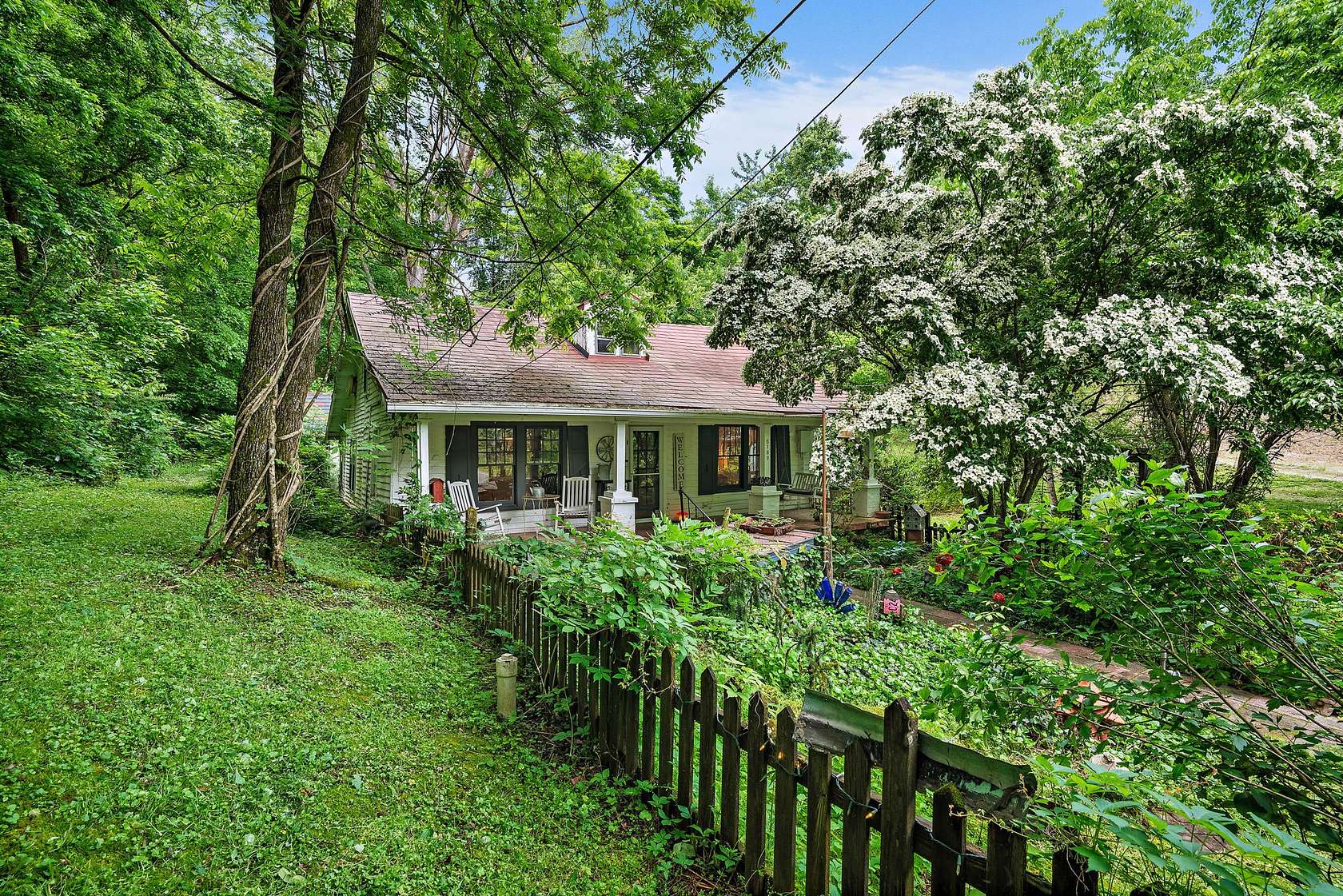 22.7 Acres of Land with Home for Sale in Nashville, Tennessee