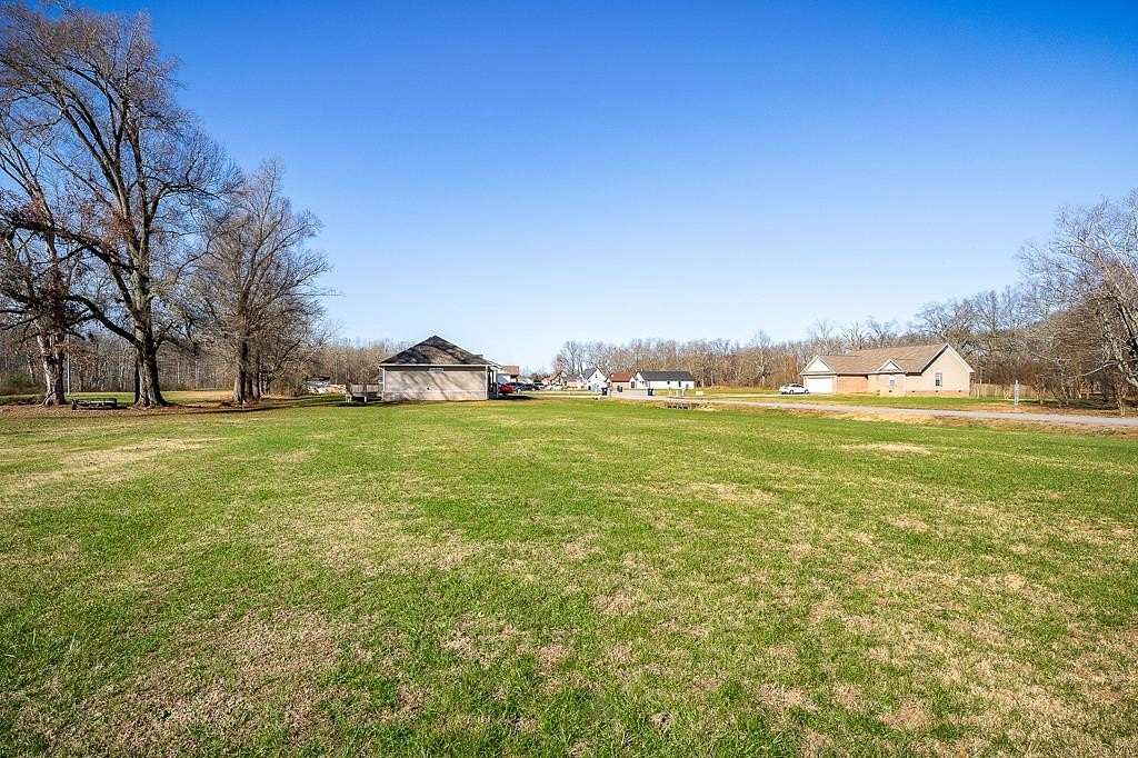 0.25 Acres of Residential Land for Sale in Smithville, Tennessee