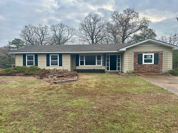 7.27 Acres of Land with Home for Sale in Arkadelphia, Arkansas