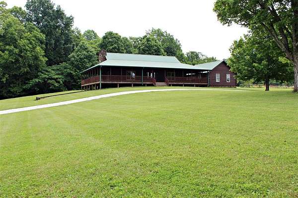 132 Acres of Land with Home for Sale in Big Clifty, Kentucky
