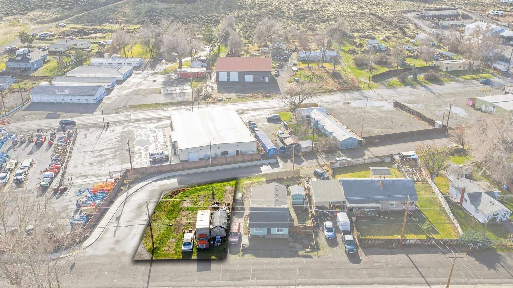 0.1 Acres of Residential Land for Sale in West Richland, Washington