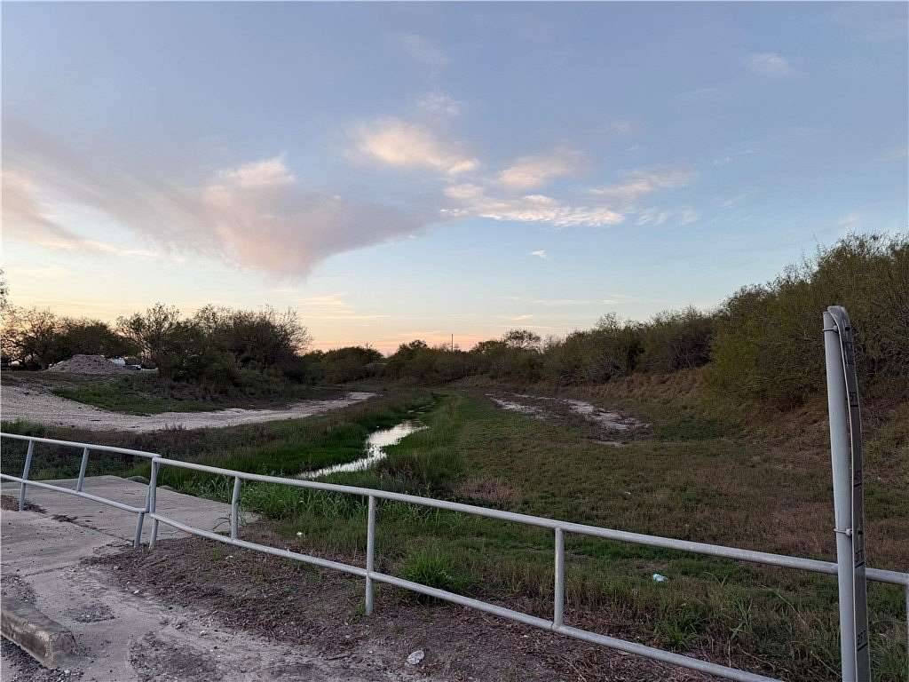 4 Acres of Residential Land for Sale in Kingsville, Texas