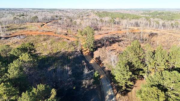 44.3 Acres of Recreational Land for Sale in New Albany, Mississippi