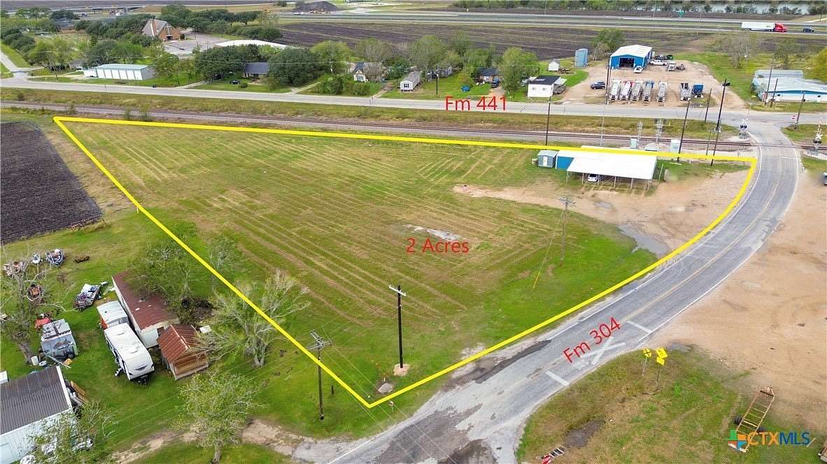 2.12 Acres of Improved Commercial Land for Sale in Louise, Texas