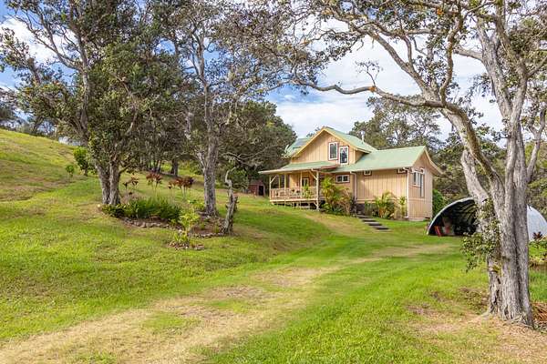 3.37 Acres of Residential Land with Home for Sale in Paauilo, Hawaii