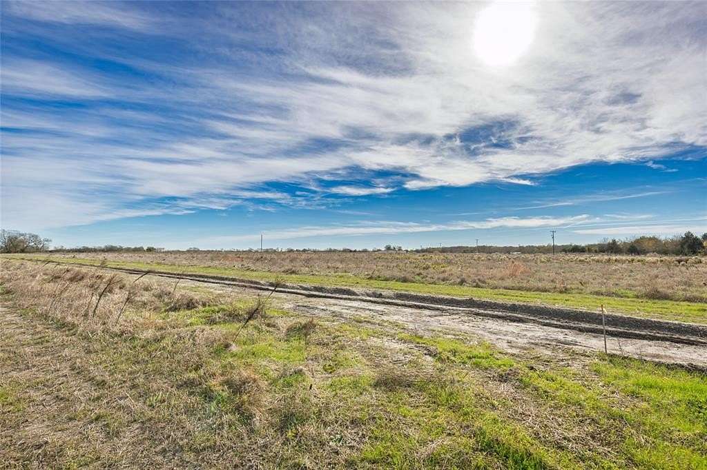 1.5 Acres of Residential Land for Sale in Commerce, Texas