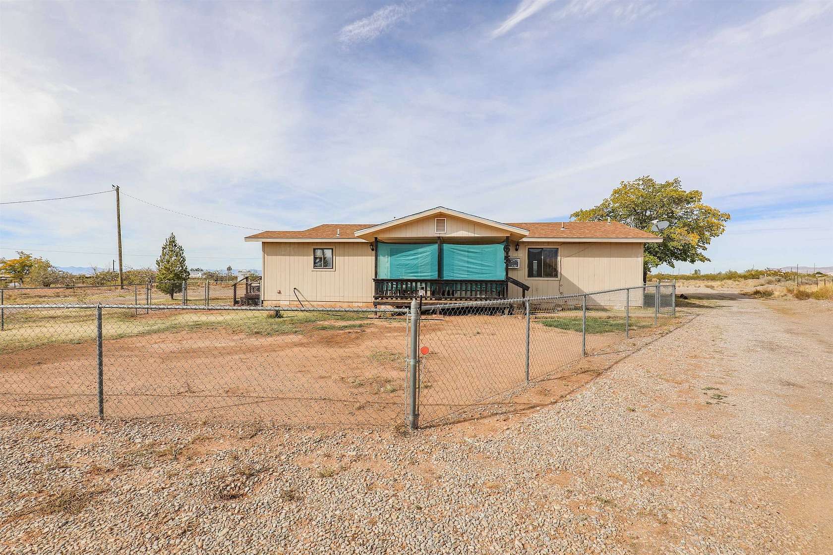 1.53 Acres of Residential Land with Home for Sale in Alamogordo, New Mexico