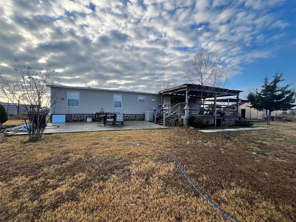 6 Acres of Residential Land with Home for Sale in Crandall, Texas