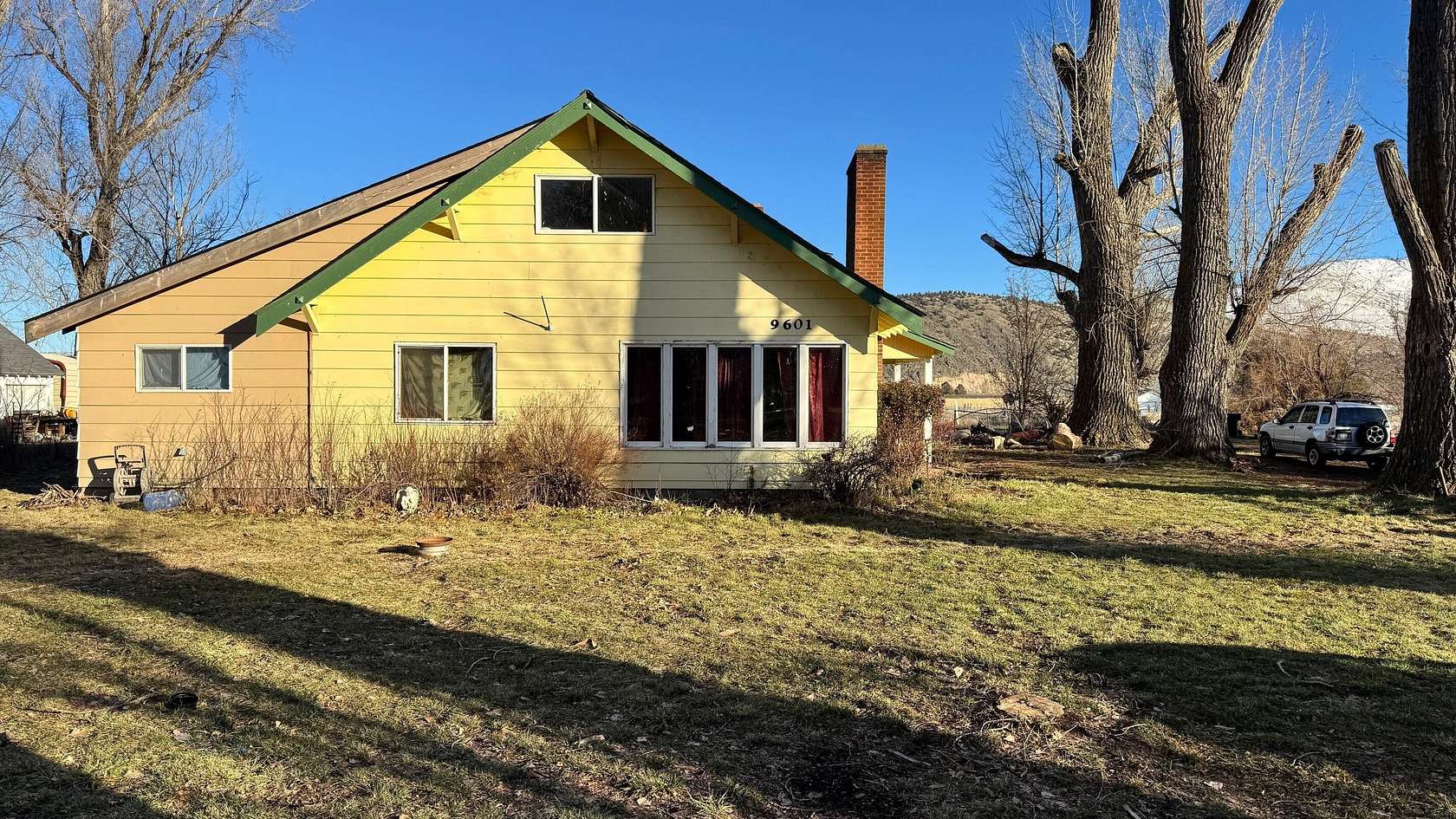 3.5 Acres of Residential Land with Home for Sale in Klamath Falls, Oregon
