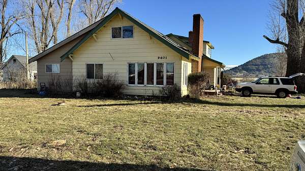 3.5 Acres of Residential Land with Home for Sale in Klamath Falls, Oregon