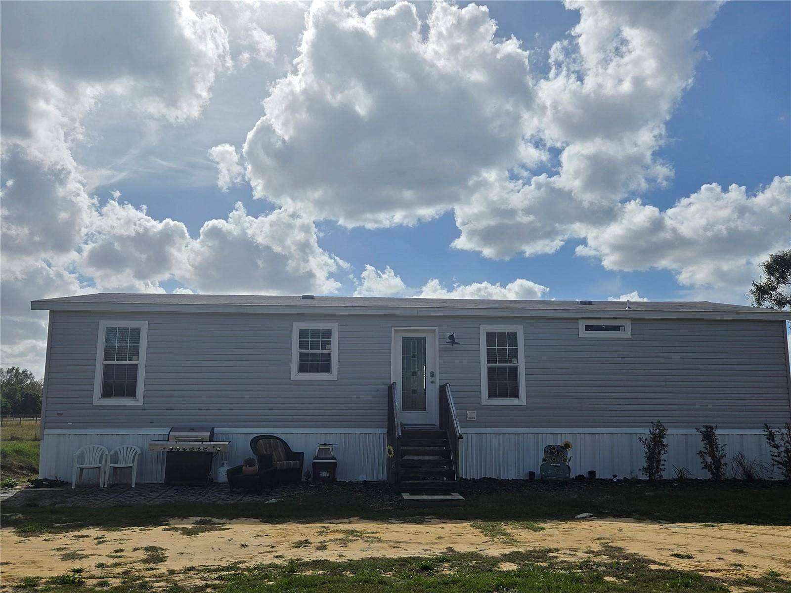 6.35 Acres of Residential Land with Home for Sale in Arcadia, Florida